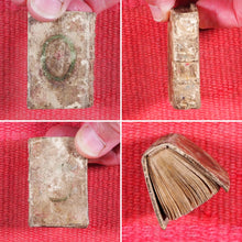 Load image into Gallery viewer, Heures de Cour contenant les sept offices de la semaine. Les 7 pseaumes, Vespres, Hymns & Les Litan avec les Prieres du matin & du soir & les Oraisons devant et apres le Commun. Publication Date: 1676 CONDITION: VERY GOOD