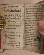 Load image into Gallery viewer, Franco̧is de Lacroix. Hortvlvs Marianvs Sive Praxes Variae colendi Beatißimam V. Mariam. Hubert Reulandt. Luxemburgi. 1627.