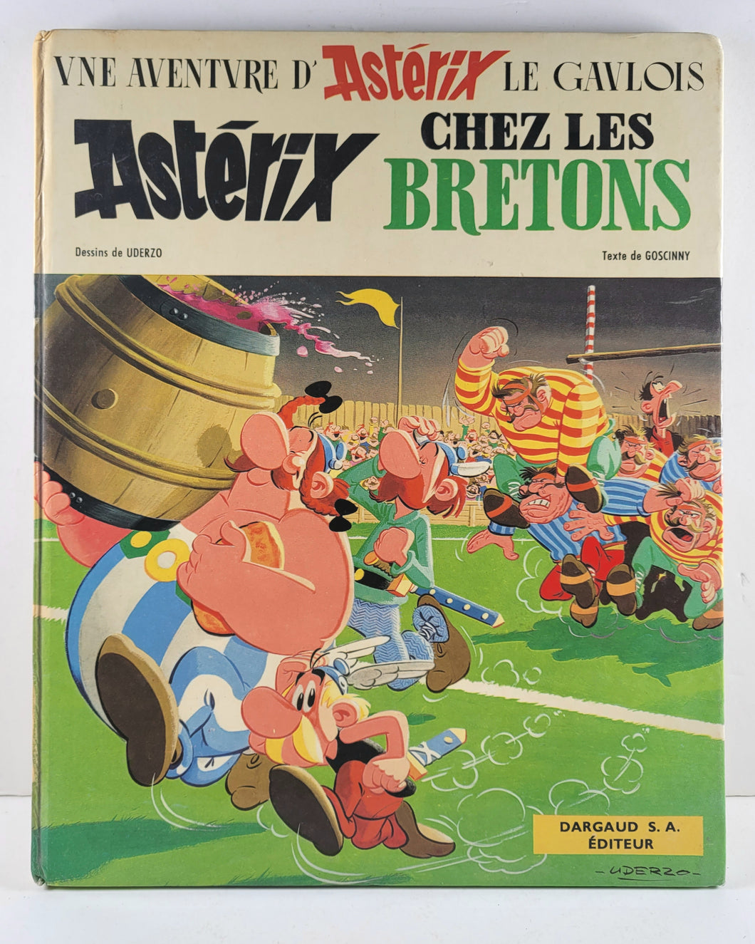 Astérix Chez Les Bretons. Goscinny [René]. Uderzo [Albert]. Dargaud [Paris]. 1969