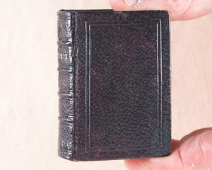Juvenile Bible, or, History of the Old and New Testaments: in miniature: being a concise relation of events contained in the Holy Scriptures. Bysh, John. 52, Paternoster Row. London. [Circa 1819].