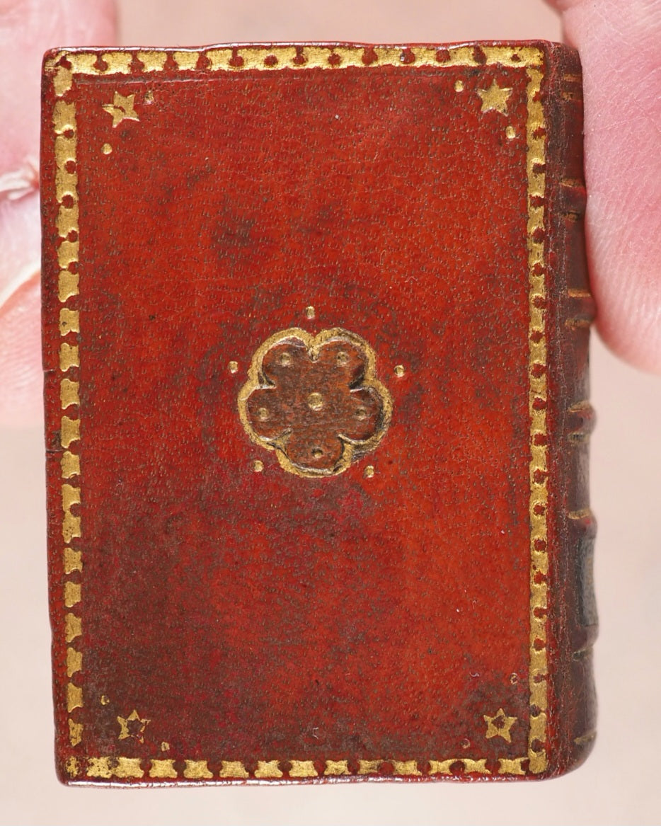 Holy Bible containing Old & New Testaments. New York Oxford University Press. American Branch. 1919. >>Attractively bound  miniature Bible <<