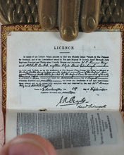 Load image into Gallery viewer, Holy Bible containing Old &amp; New Testaments. New York Oxford University Press. American Branch. 1919. &gt;&gt;Attractively bound  miniature Bible &lt;&lt;
