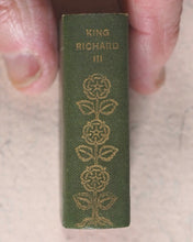 Load image into Gallery viewer, Shakespeare, William. Ellen Terry Shakespeare (complete set of 40). Bryce, David &amp; Son. Glasgow. 1904.
