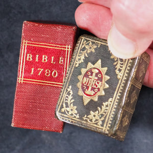 Bible in minuiture or a concise history of Old & new Testaments. Newbery, E. [London]. 1780.