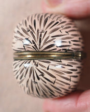 Load image into Gallery viewer, Faux &#39;Walnut&#39; miniature enamel box. 1760-1770.
