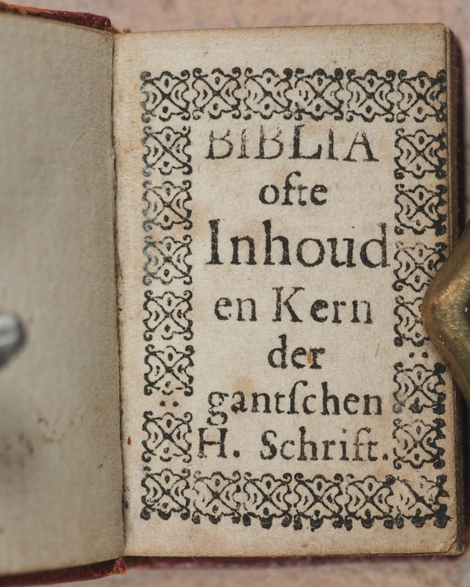 Biblia ofte Inhoud en kern der gantschen H. Schrift. Blyvenburg, Willem. Gravenhage. 1719.
