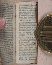 Load image into Gallery viewer, Petit almanach Universel Pour l’année M.D.CC.XVIII, Le. Moetjens, Adrian. La Haye. 1717.
