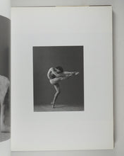 Load image into Gallery viewer, Raw Moves. Photography by James Houston. Craftsman House. 2000. ISBN 9789057034138
