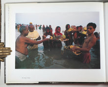Load image into Gallery viewer, India by McCULLIN, Don. Jonathan Cape, 1999. ISBN 9780224050890 / 0224050893

