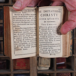 [Imitation of Christ] De Imitatione Christi libri quatuor. >>MINIATURE PRAYER-BOOK<< [Thomas a Kempis]. Publication Date: 1697 CONDITION: VERY GOOD