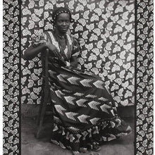 Load image into Gallery viewer, Seydou Keita: Photographs, Bamako, Mali 1948-1963: &quot;Photographs, Bamako, Mali 1949-1970&quot; SEYDOU, KEITA ISBN 10: 3869303018 / ISBN 13: 9783869303017 New Condition: New
