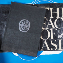 Load image into Gallery viewer, The Face of Asia - with an introduction by Robert Shaplen. CARTIER-BRESSON, Henri Published by London: Thames &amp; Hudson, 1972 Condition: Very Good+ Hardcover
