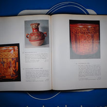 Load image into Gallery viewer, Indian Art of Central America. Dockstader, Frederick J. Published by Cory, Adams &amp; Mackay, London, 1964 Condition: Very Good Hardcover
